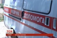 На Миколаївщині жінка, яка лежала на ліжку, провалилася у підвал