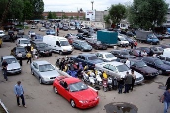 Луцькі владці через суд намагаються збільшити орендну плату за землю під авторинком