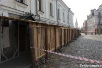 Археологічні розкопки в Старому місті загрожують життю лучан