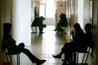 У луцькій поліклініці не обслуговують пацієнтів, доки вони не зроблять благодійного внеску?