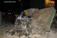 У Києві, внаслідок зіткнення з трактором, вщент розтрощило позашляховик
