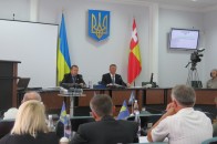 У Луцьку люди просять владу встановити вуличне освітлення, оскільки бояться стати жертвами грабіжників