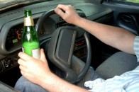 На Київщині водій хильнув оковитої та збив двох молодиць