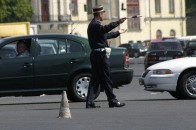 У Луцьку співробітники ДАІ перекрили рух транспорту на одній з вулиць через провалля асфальту?