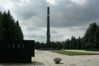 До Дня Незалежності Луцьк «красуватиметься» відремонтованим меморіалом