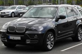 Даішники у Луцьку не штрафують «крутеликів» на дорогих авто?