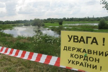 На кордоні з Білоруссю заборонили збір ягід