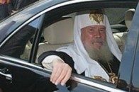 Через сумніви у православній церкві все більше українців переходить до протестантів