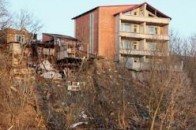 Понад 40 житлових будинків у Луцьку рятують від «провалу» в Стир