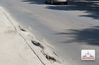 У Луцьку через спеку плавиться асфальт