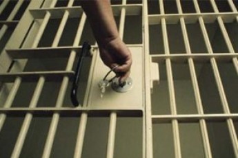 За жорстоке вбивство безхатченка неповнолітній сяде на 8 років