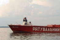 На Світязі 15 відпочивальників застрягли на острові