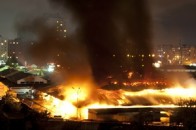 У Києві ринок охопила масштабна пожежа: згоріла 1/5 частина території
