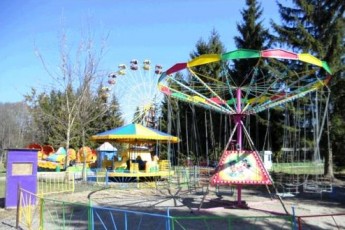 У Луцькому парку можуть зникнути атракціони