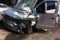 У Києві водій Infiniti влаштував «елітну» ДТП