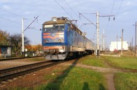 Укрзалізниця включила додаткові вагони до потяга «Ковель-Сімферополь»