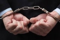 На Донбасі міліціонери торгували важкими наркотиками та займались рекетом
