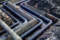 У спальному мікрорайоні Луцька знову прорвало теплотрасу: деякі будинки без гарячої води