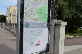 У Луцьку знову пошкодили туристичний пілон