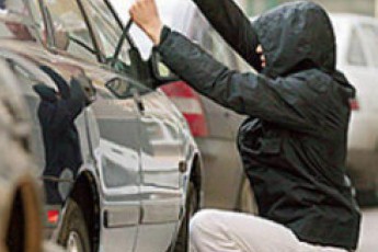 За вкрадені автомагнітолу та 3 банки сала волинянин 7 років сидітиме за ґратами