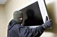На Волині чоловік напідпитку виніс з чужого будинку побутової техніки на 11 тисяч гривень