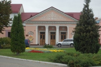 У Луцькому ляльковому театрі завершують ремонт даху