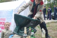 Маленькі лучани «знищували» алкоголь