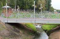 У Луцьку прибирають сміття з берегів Сапалаївки
