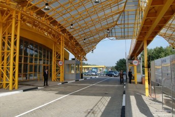 Понад 5 мільйонів осіб перетнули кордон у зоні діяльності Ягодинської митниці цього року