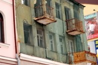 У центрі Луцька можуть відремонтувати будинок, що згорів 10 років тому