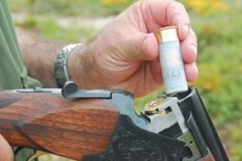 На Львівщині під час полювання один з чиновників застрелив іншого