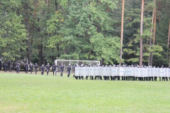 Волинські правоохоронці боролись із «масовими заворушеннями» на Театральному майдані