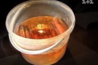 В українських супермаркетах прострочені продукти «реанімують» хлоркою