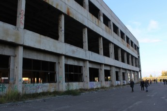 «Мандрівний вішак» у Луцьку: центр міста перетворився на нетрі Нью-Йорка