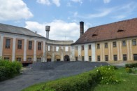Олицький замок на Волині хочуть звільнити від психлікарні та відкрити для туристів