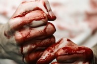 Знайомства в інтернеті: на Полтавщині рецидивіст ледь не забив свою кохану до смерті