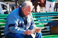 Літні волиняни змушені працювати через те, що отримують маленькі пенсії