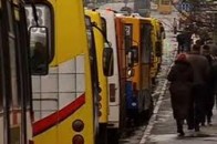 У Львові з маршрутки на ходу випхали пенсіонера: постраждалий - у реанімації