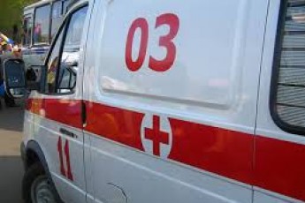 На ринку у Донецьку п'яний чоловік ледь не зарізав жінку