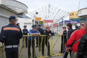 Луцькі депутати хочуть забрати землю в Токарського біля ТЦ «Ювант»