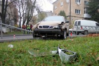 Як виправдовується водій, який протаранив паркан біля спортшколи у Луцьку