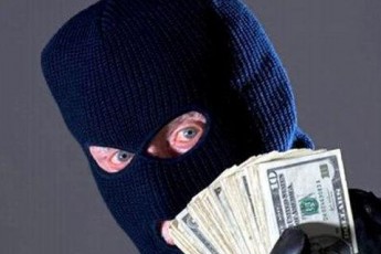 Лучанин вкрав з кімнати жінки понад 2 тисячі гривень