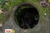 На Київщині жінка померла, провалившись у люк