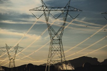 У Луцьку за місяць розчистять 4 кілометри повітряних ліній електромереж