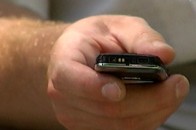 У Львові на вокзалі волинянин видурив мобільний телефон