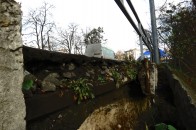 У центрі Луцька валиться міст