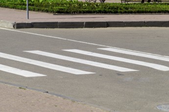 На Волині чоловік збив пенсіонерку просто на переході