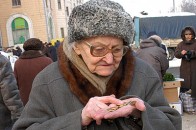 Десята частина українців - за межею бідності