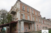 Луцьке комунальне майно в центрі міста нікому не потрібне?