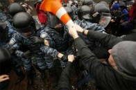 ЗМІ: Біля Кабміну - сутичка між «Беркутом» та протестувальниками